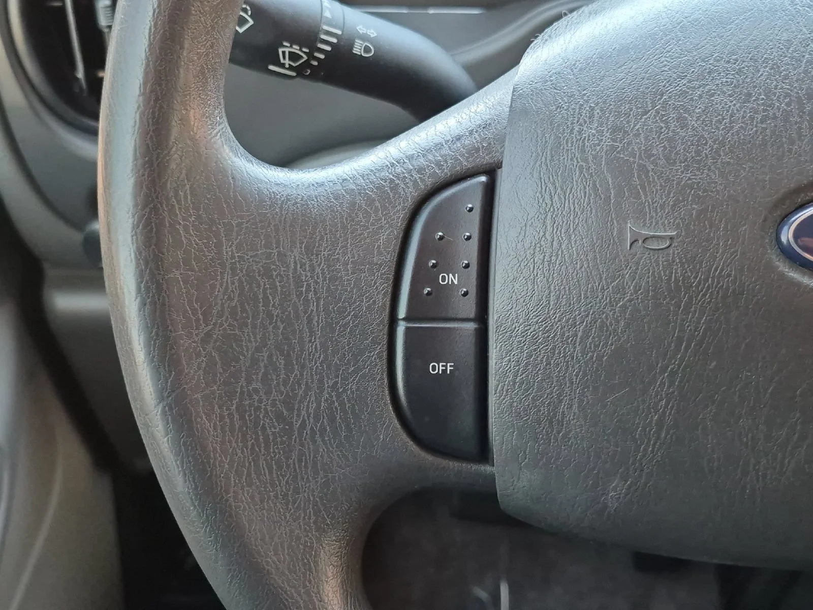 Used 2008 White Ford  image 14