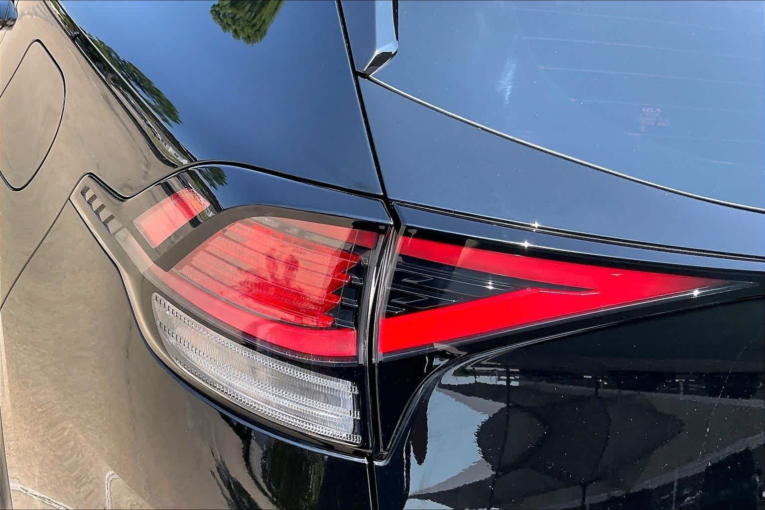 Used 2024 Ebony Black Kia X-Line image 28