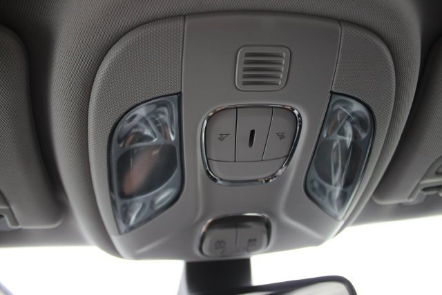 Used 2019 Gray Jeep Latitude image 12