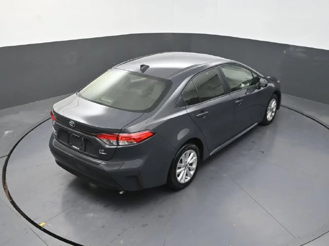 Used 2026  Toyota LE image 29