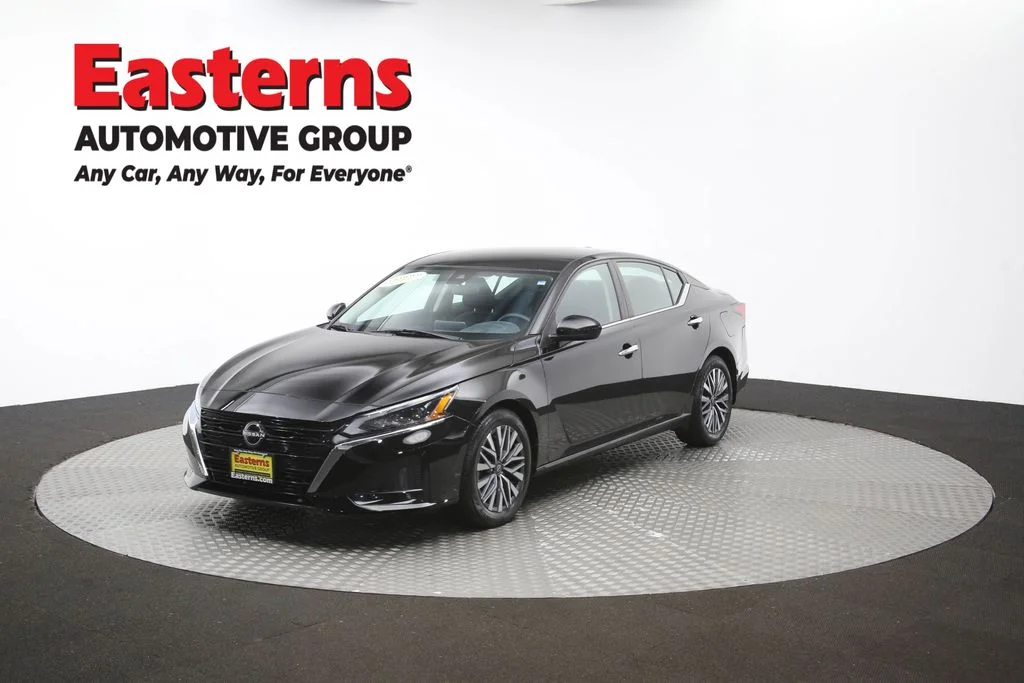 Used 2023 Black Nissan 2.5 SV image 55
