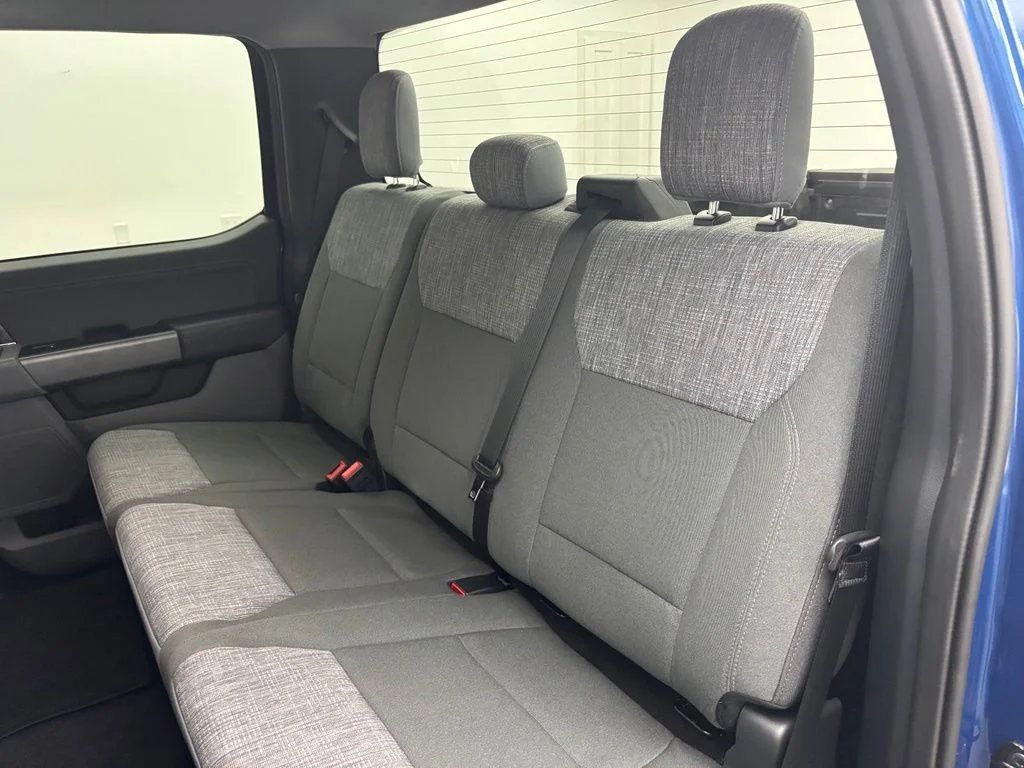 Used 2023 Blue Ford XLT image 38