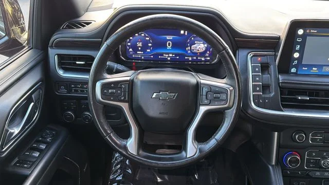 Used 2022 Black Chevrolet Z71 image 12