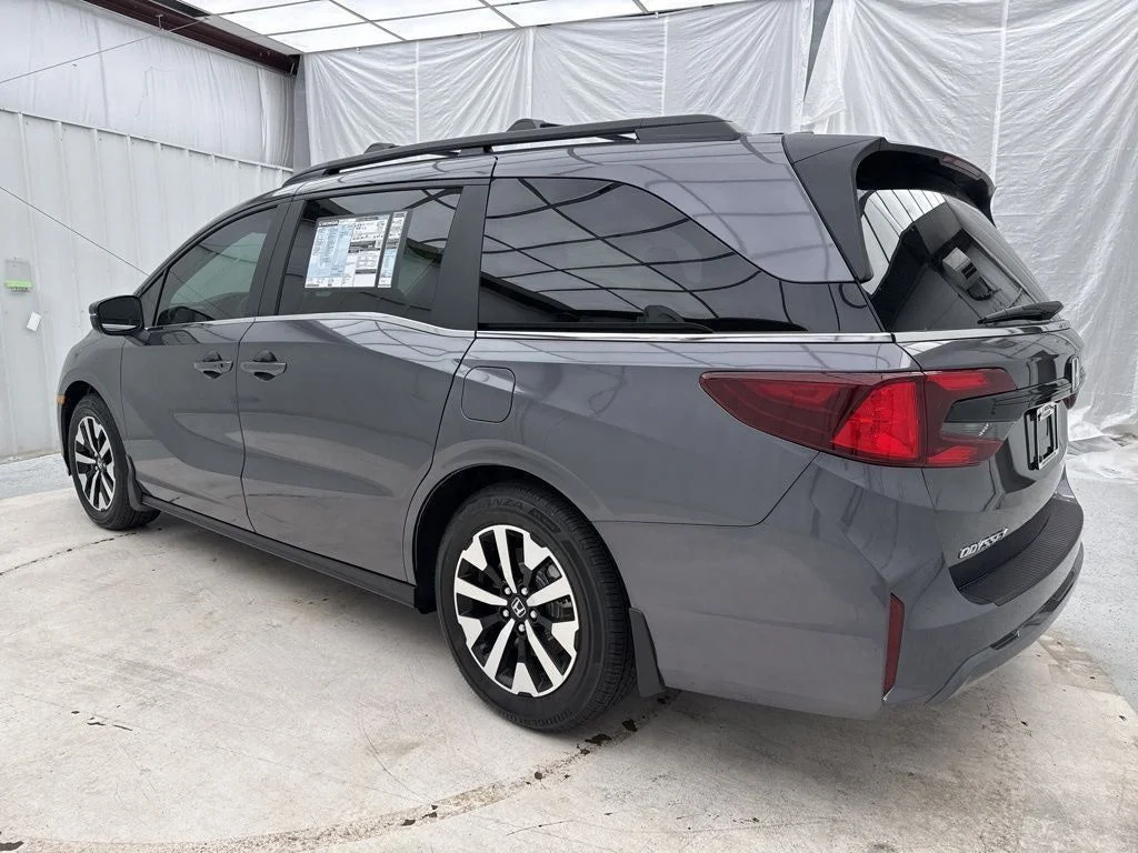 New 2026 Modern Steel Metallic Honda EX-L image 5