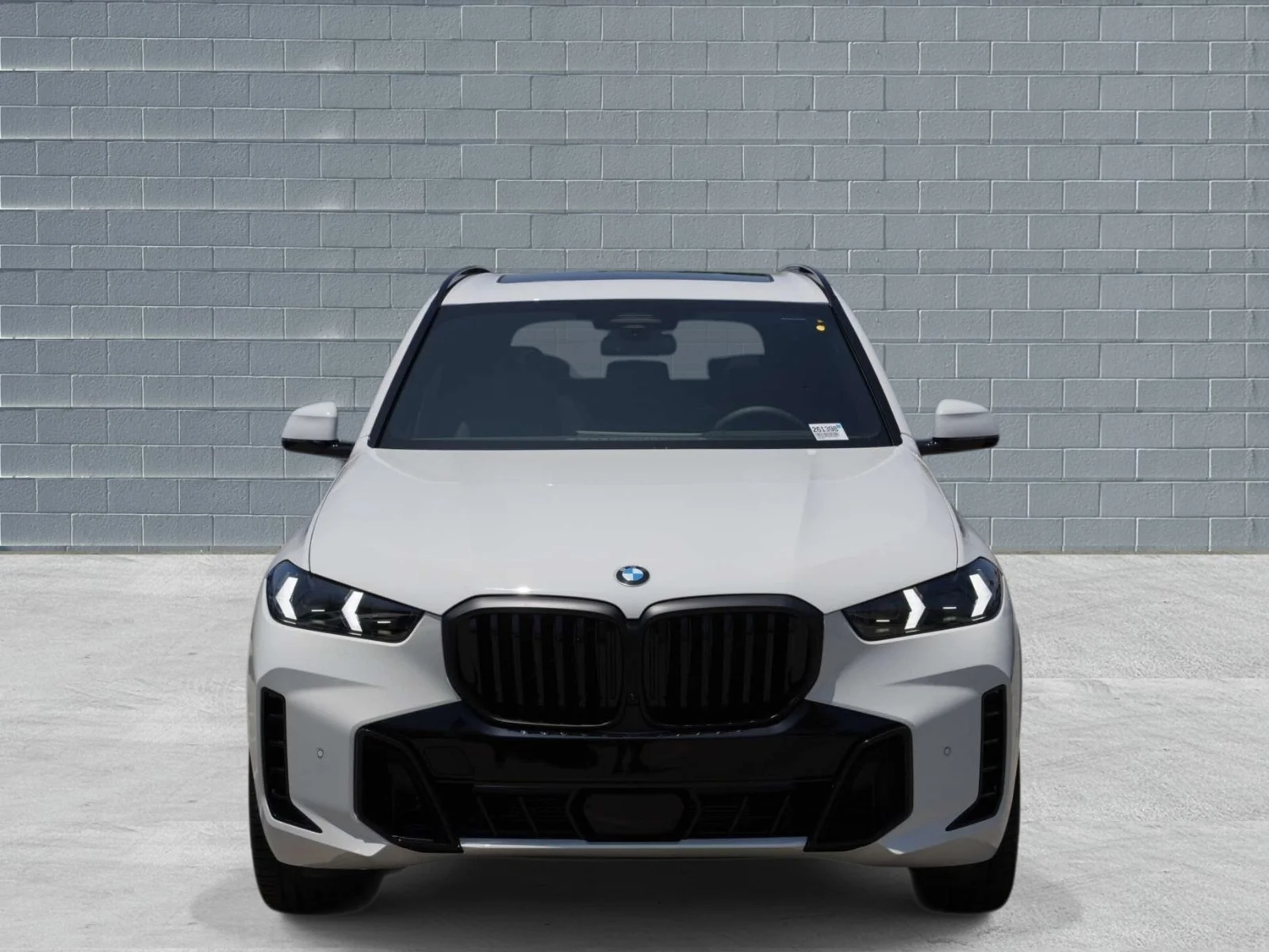 New 2026 Alpine White BMW xDrive40i image 2