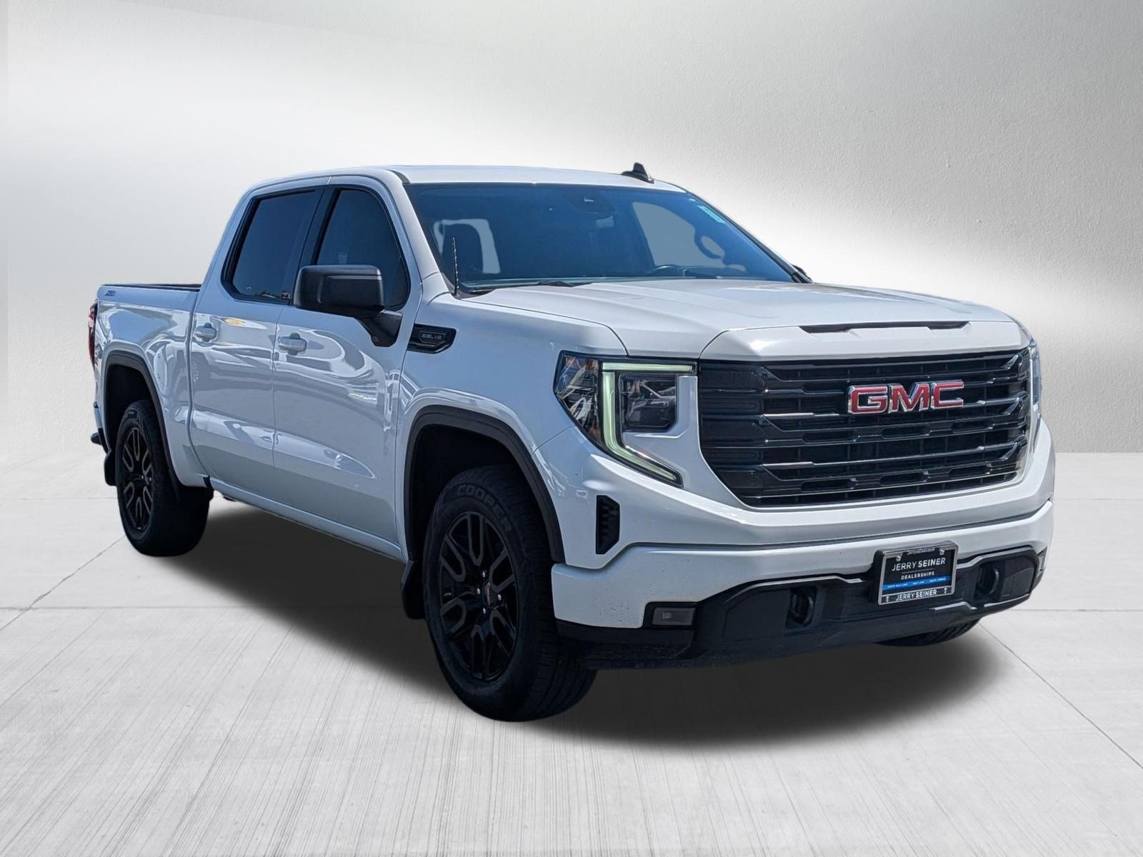 Certified Used 2023 SUMMIT WHITE GMC Elevation image 7