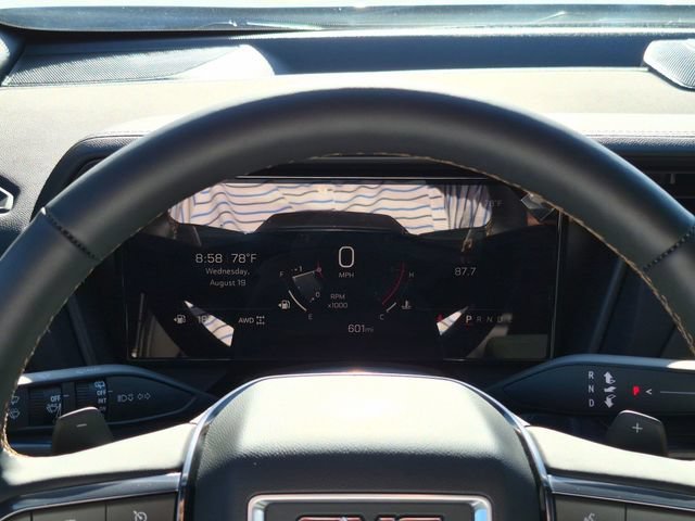 Used 2026 Summit White GMC AT4 image 21