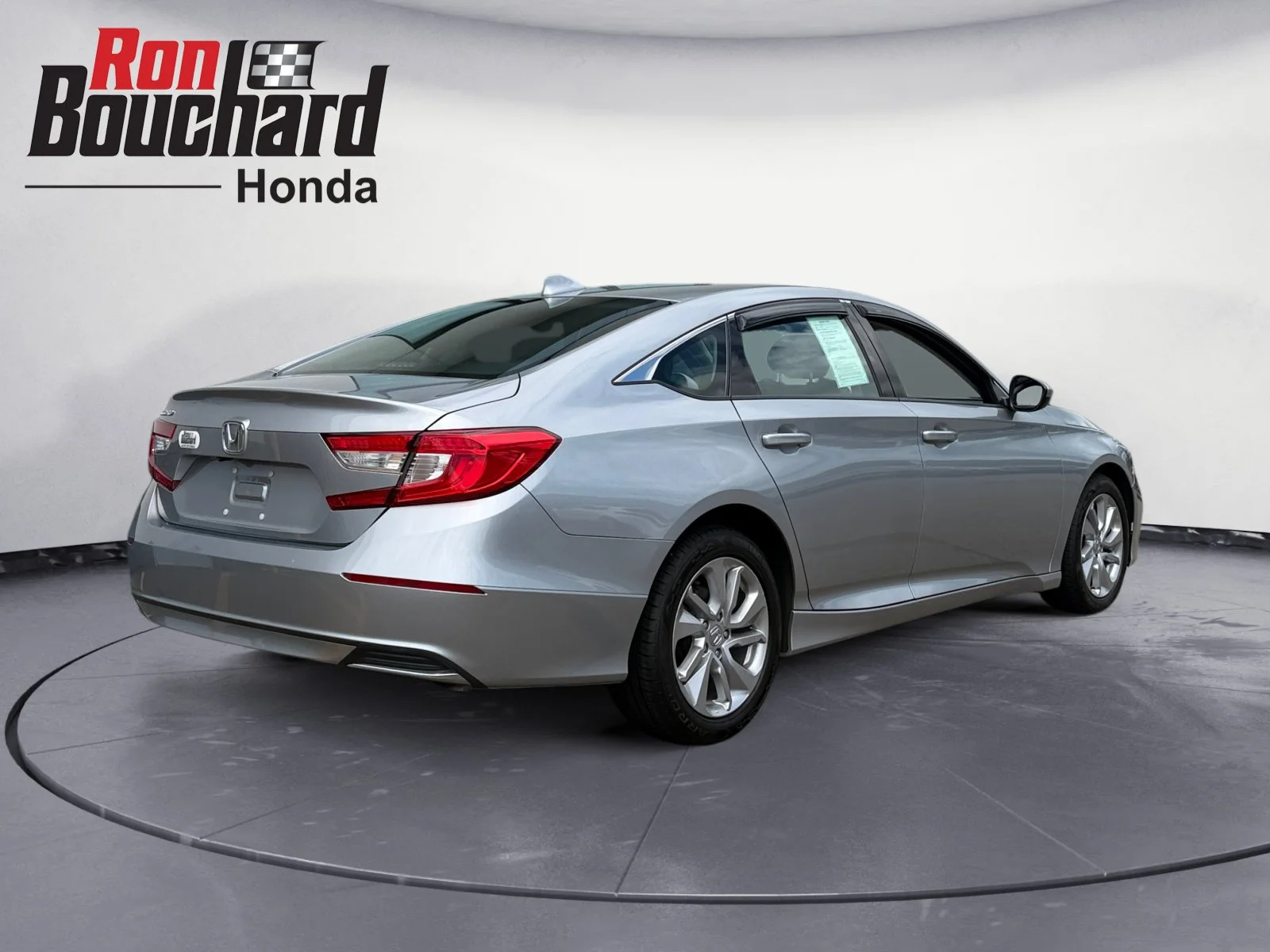 Certified Used 2020 Lunar Silver Metallic Honda LX image 2
