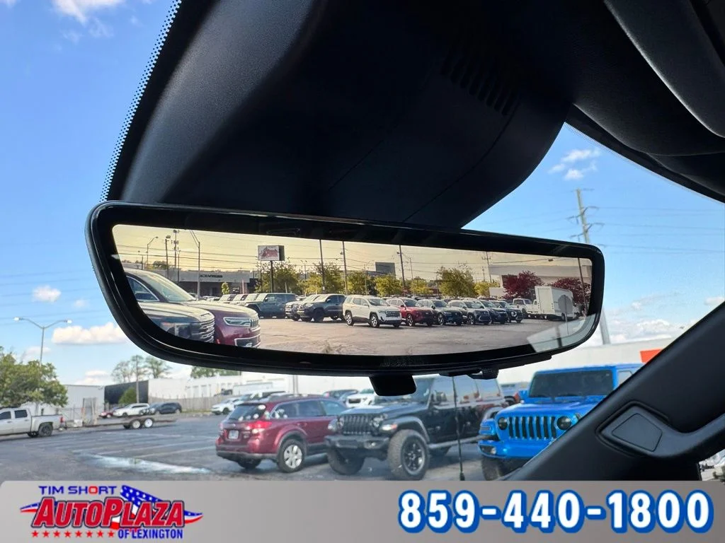 Used 2025 Black Chevrolet ZR2 image 37