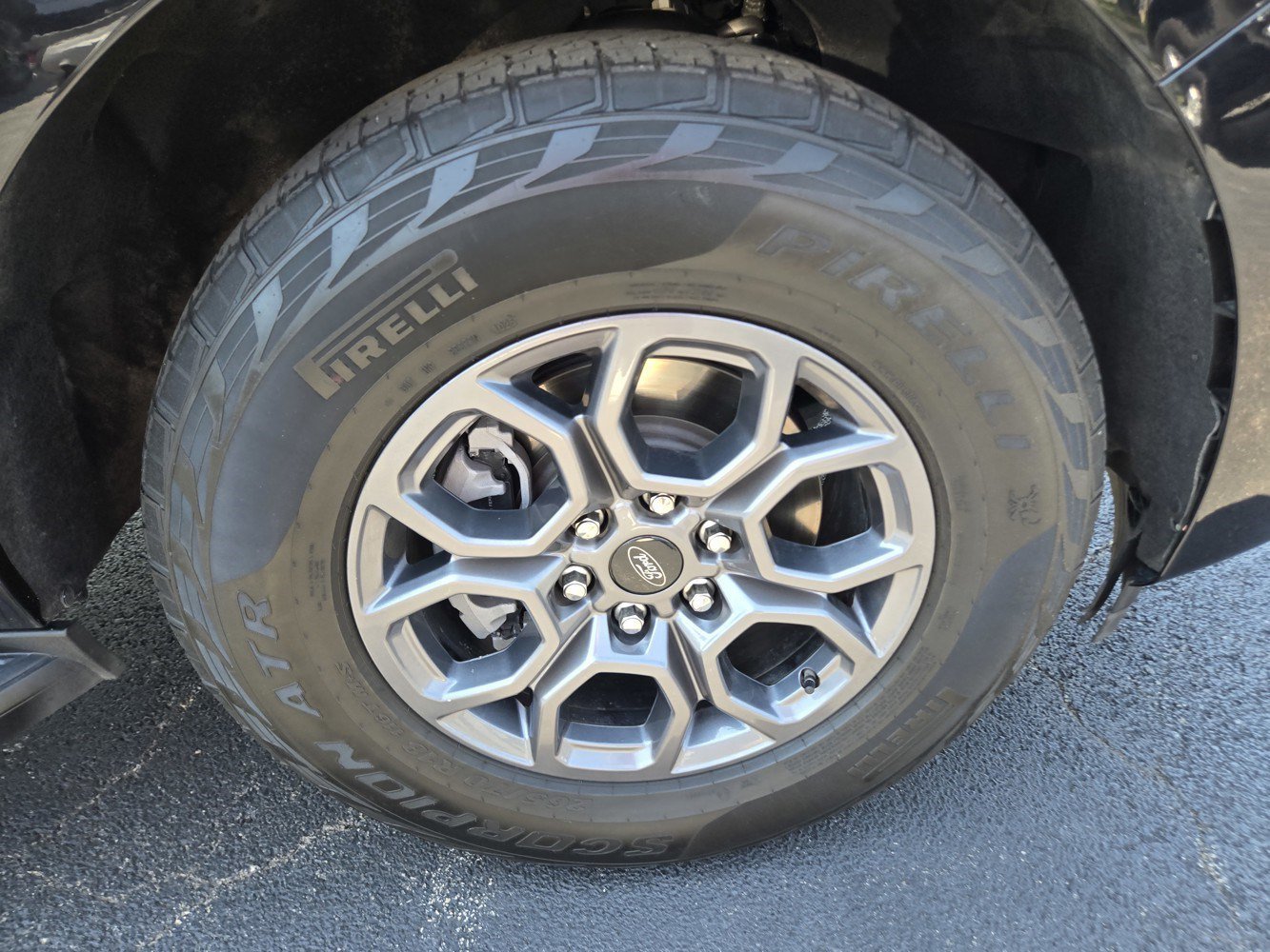 Used 2025 Black Ford Active image 41