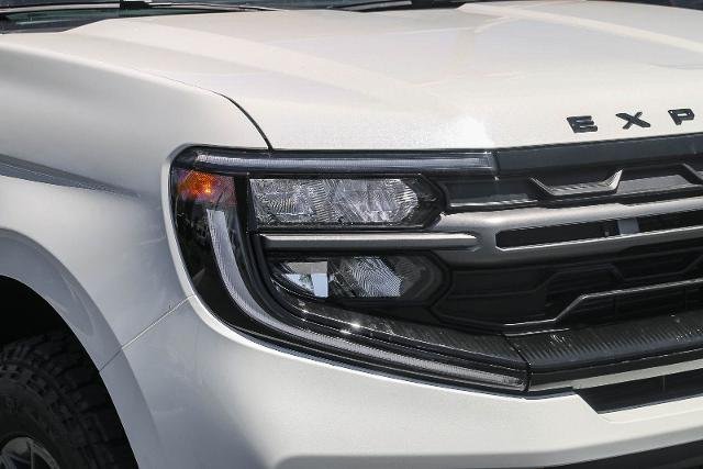 New 2026 Star White Metallic Tri-Coat Ford Tremor® image 39
