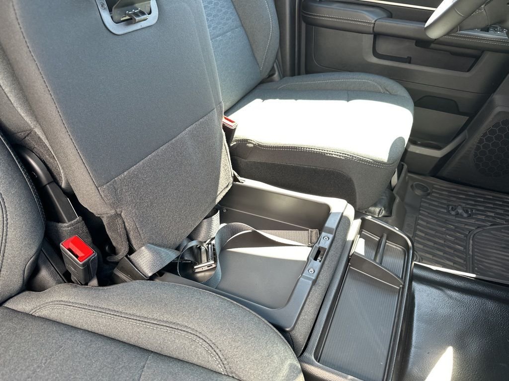 2025 RAM 2500 Big Horn - Photo 48
