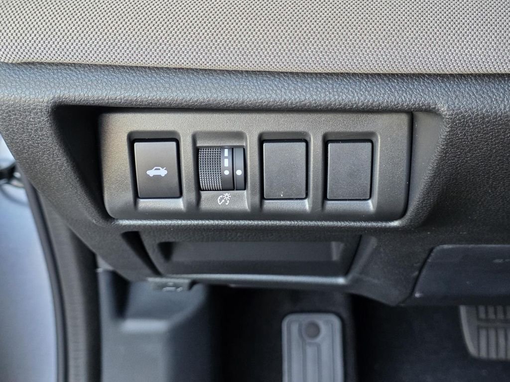 2025 Subaru Legacy Premium - Photo 23