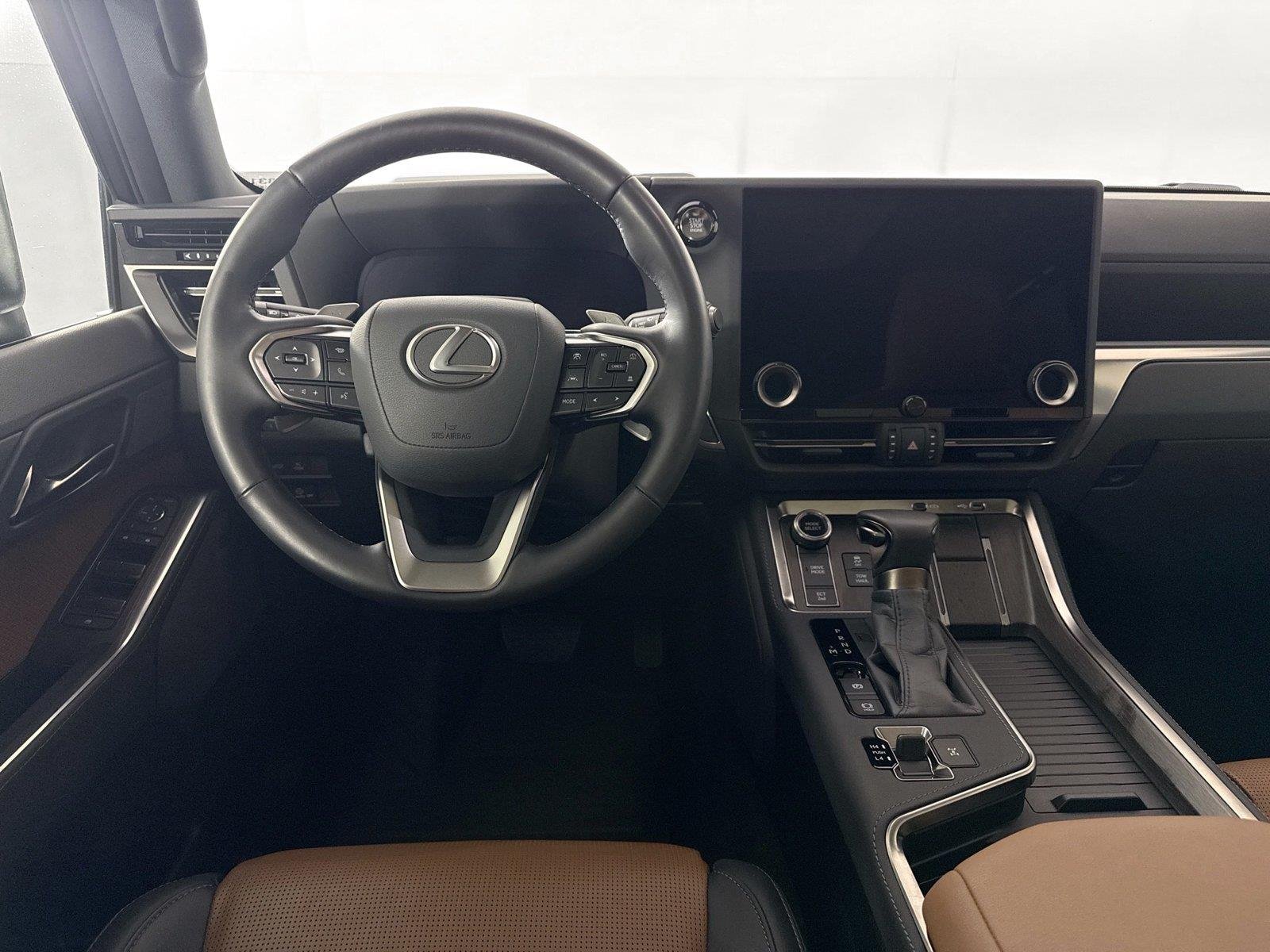 Used 2025 Nightfall Mica Lexus GX 550 Luxury+ image 32