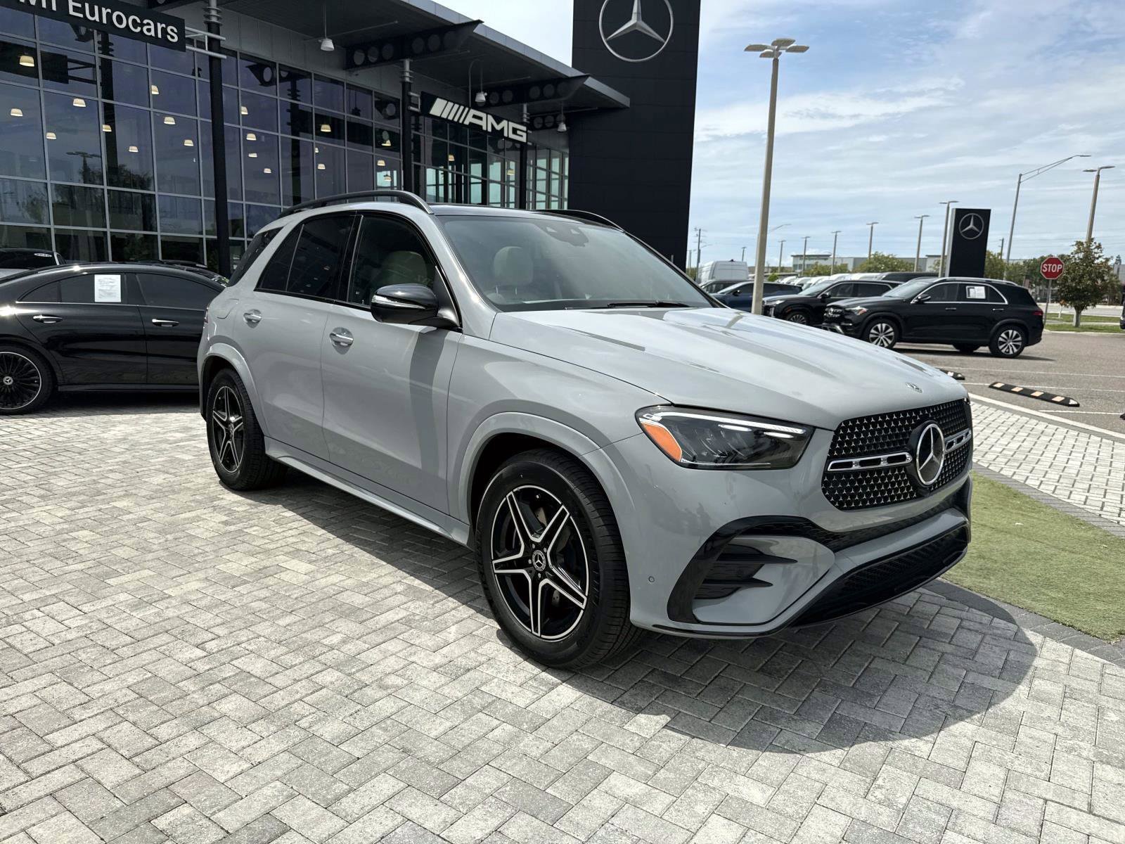 New 2026 Alpine Mercedes-Benz 350 4MATIC® SUV image 7