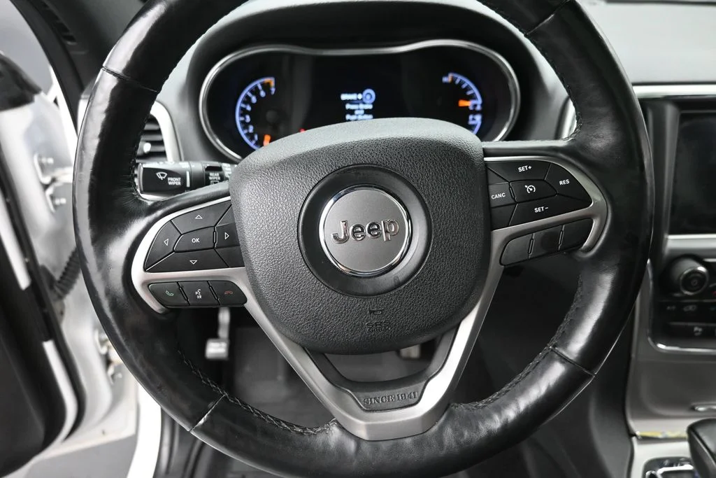 Used 2018 White Jeep Limited image 20