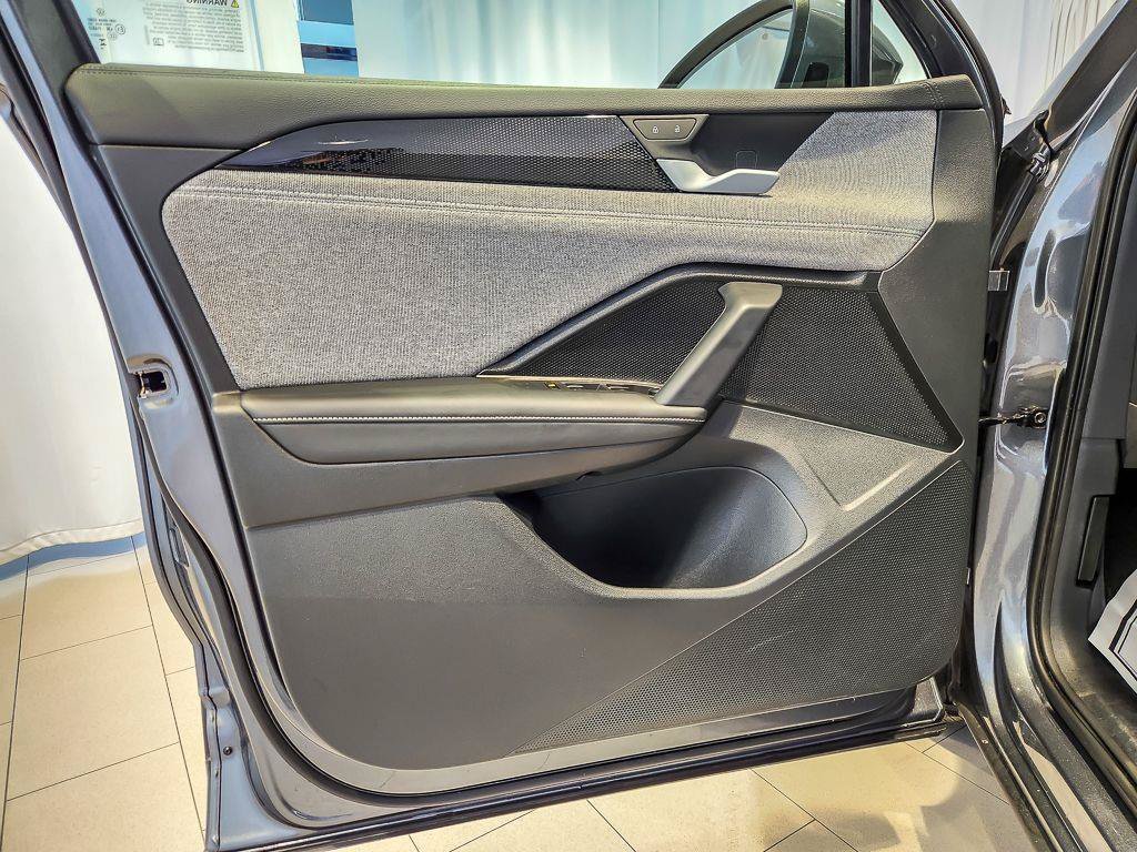 Certified Used 2026 Platinum Gray Metallic Volkswagen S image 15