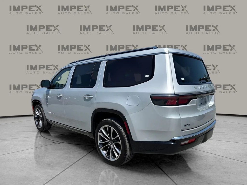 Used 2024 Silver Jeep Series III image 3