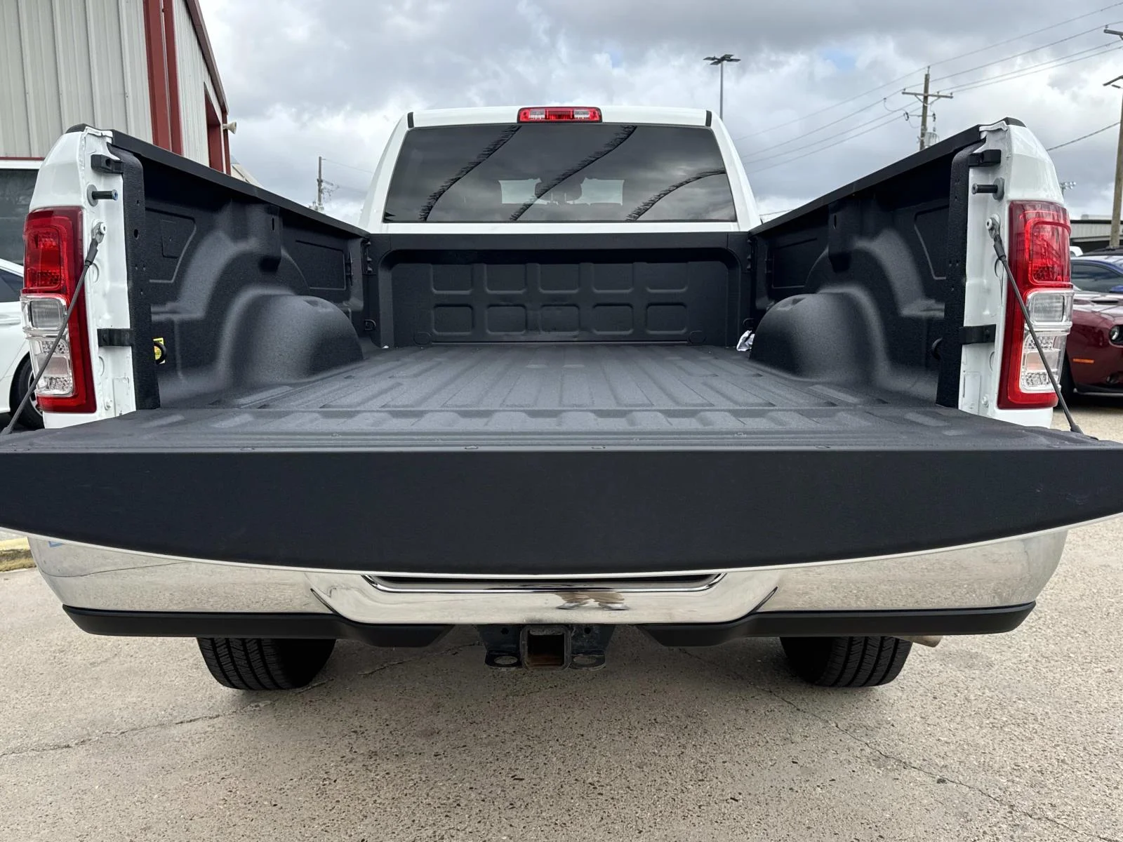 Used 2021 Bright White Clearcoat Ram Tradesman image 8