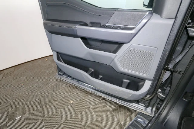 Used 2025 Gray Ford XLT image 34