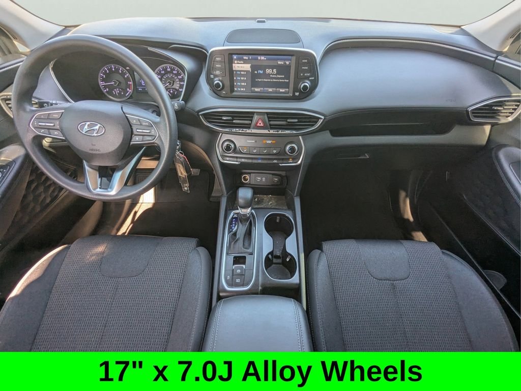 Used 2020 Green Hyundai SE image 13