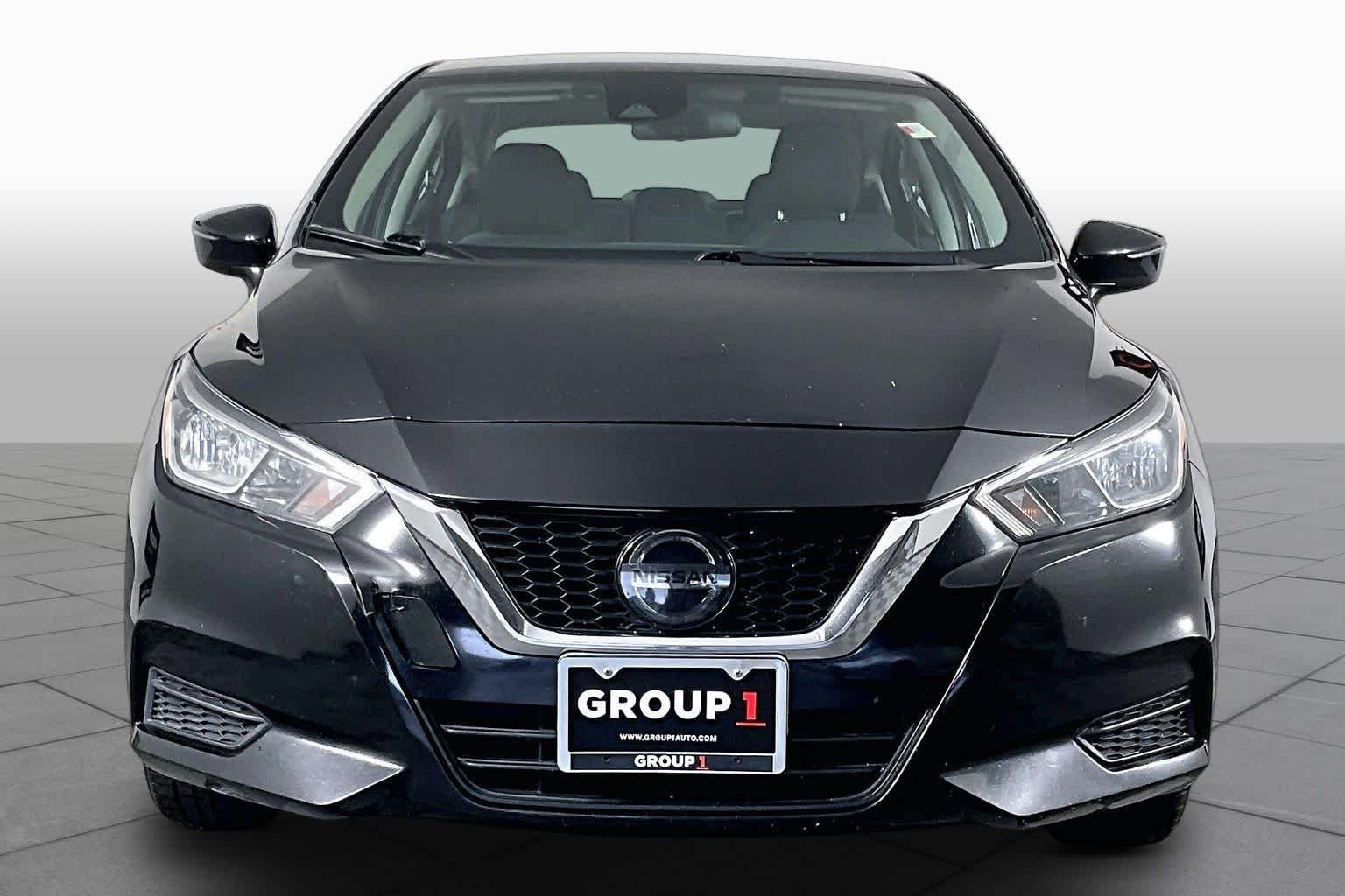 Used 2021 Super Black Nissan SV image 4