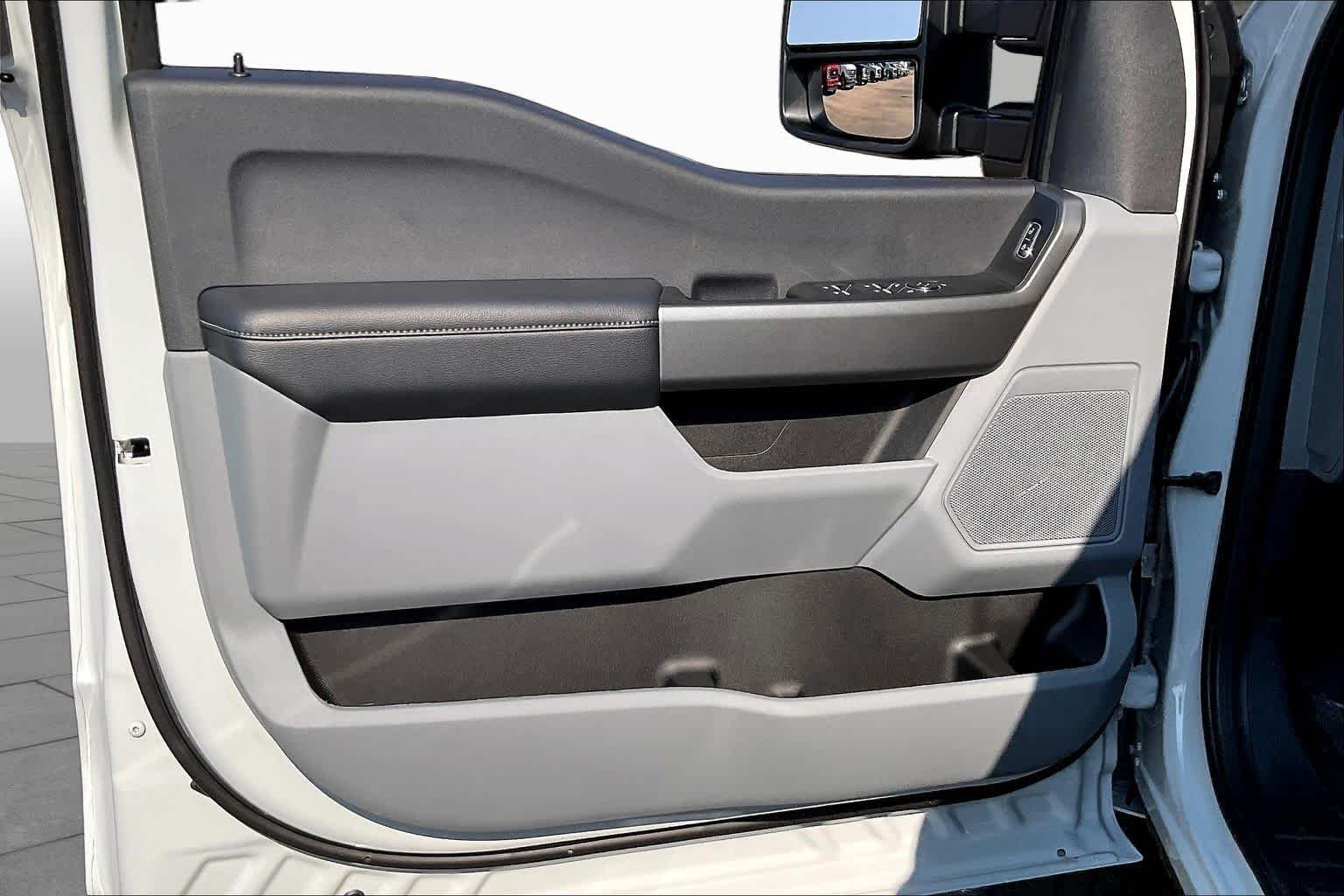 New 2026 Avalanche Ford F-250® XL image 10