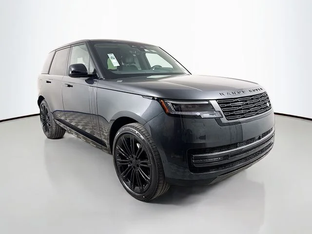New 2026 Carpathian Grey Land Rover SE image 3