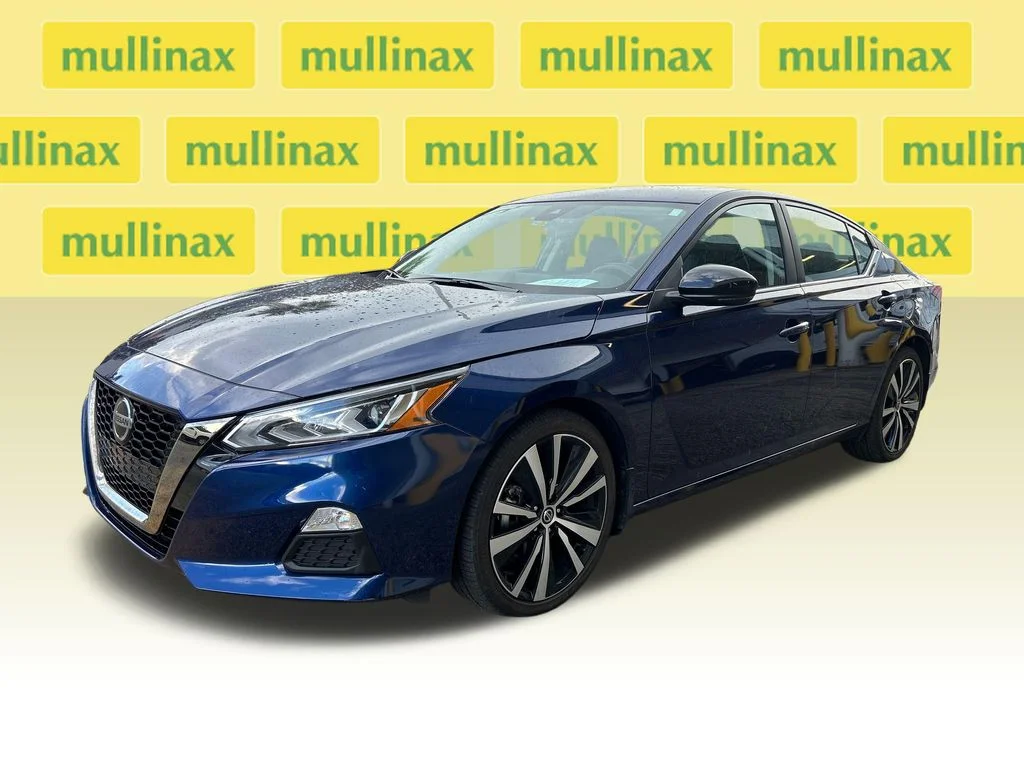 Used 2021 Blue Nissan 2.5 SR image 6