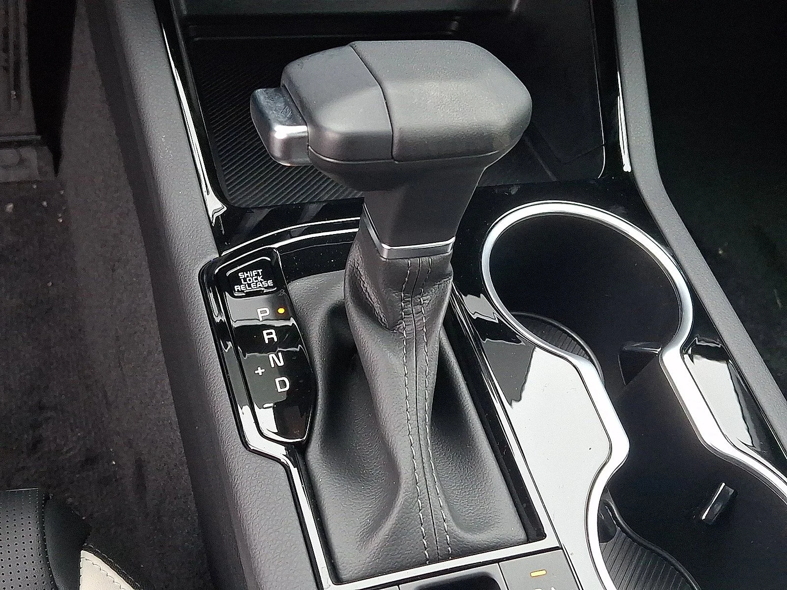 New 2026 Wolf Gray Kia GT-Line AWD image 13