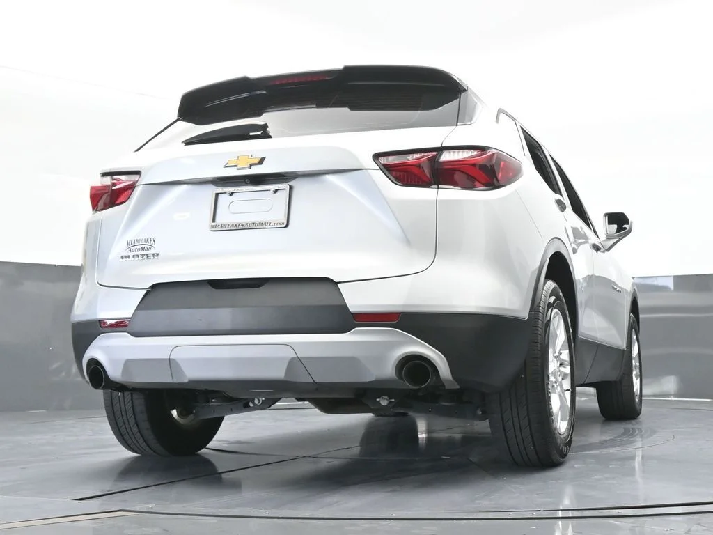Used 2019 Silver Ice Metallic Chevrolet L image 53
