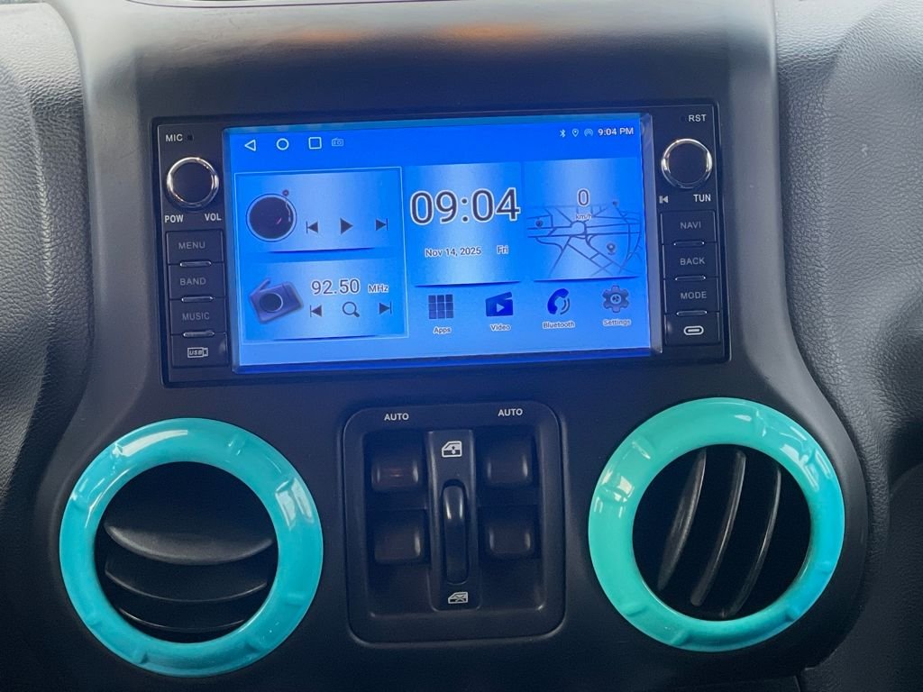 2014 Jeep Wrangler Unlimited Sport - Photo 18