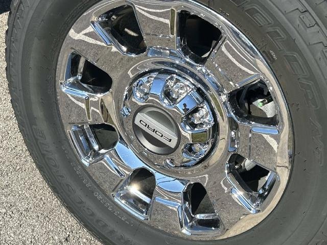 New 2027 Ruby Red Metallic Tinted Clearcoat Ford F-250® Lariat® image 11
