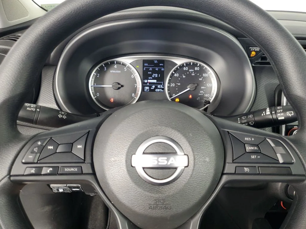 2025 Nissan KICKS PLAY Base - Photo 23