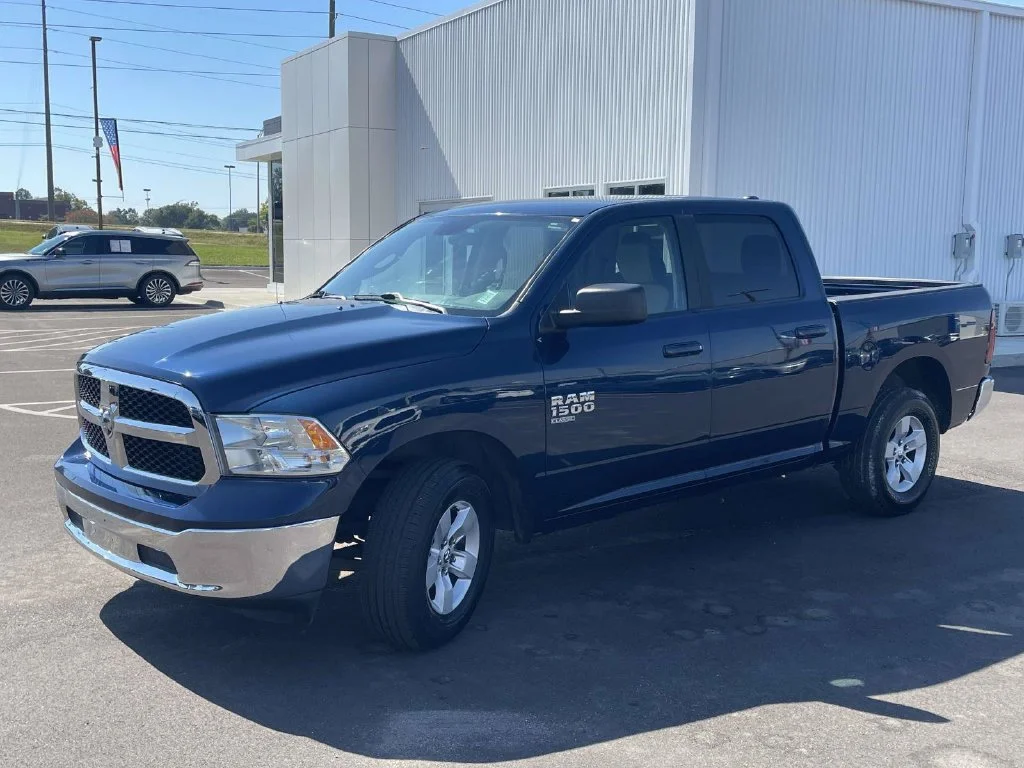 Used 2021 Blue Ram SLT image 7
