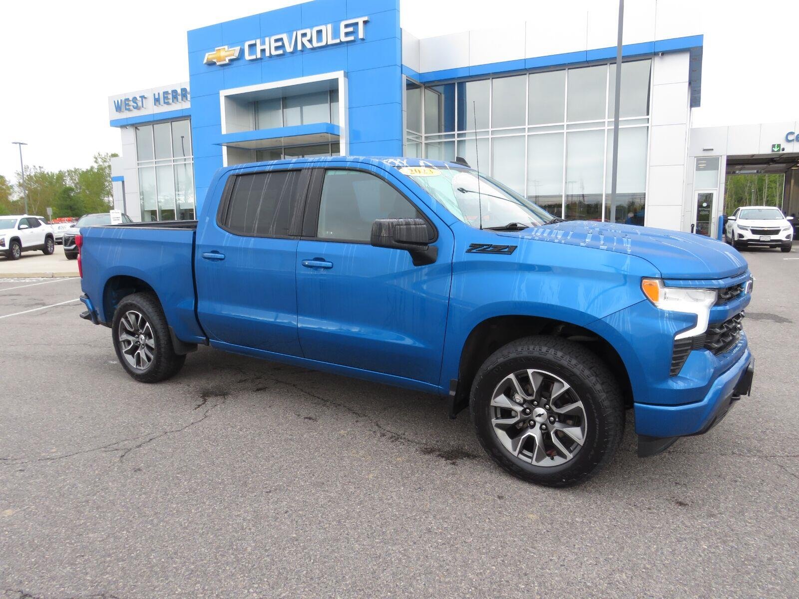 Used 2023 Glacier Blue Metallic Chevrolet RST image 6