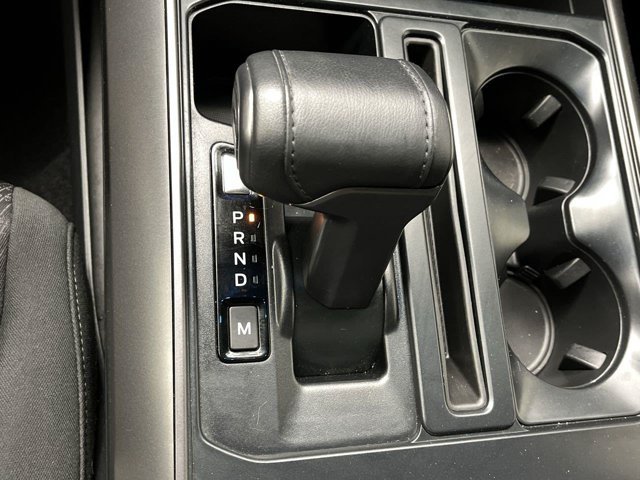 Used 2024 Oxford White Ford XLT image 27