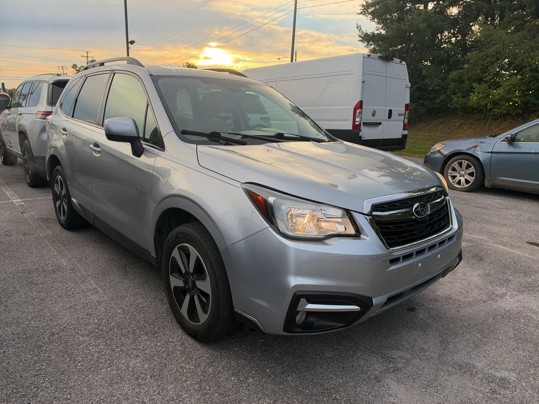 Used 2018 Ice Silver Metallic Subaru Premium image 3