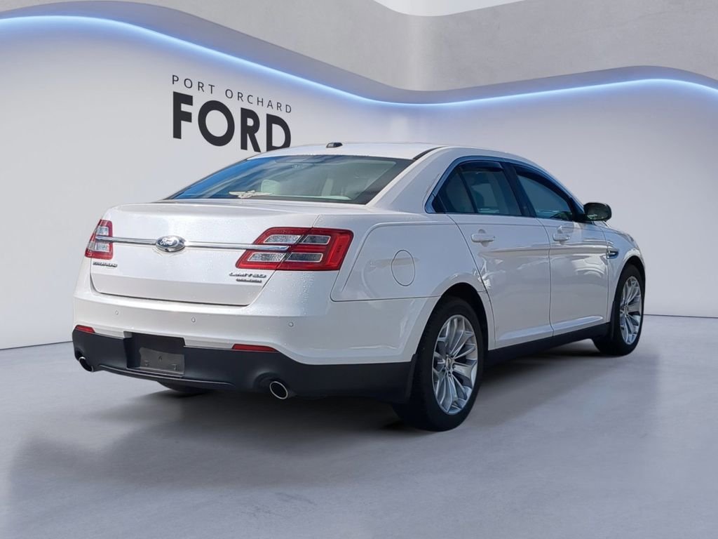 Used 2019 White Ford Limited image 7