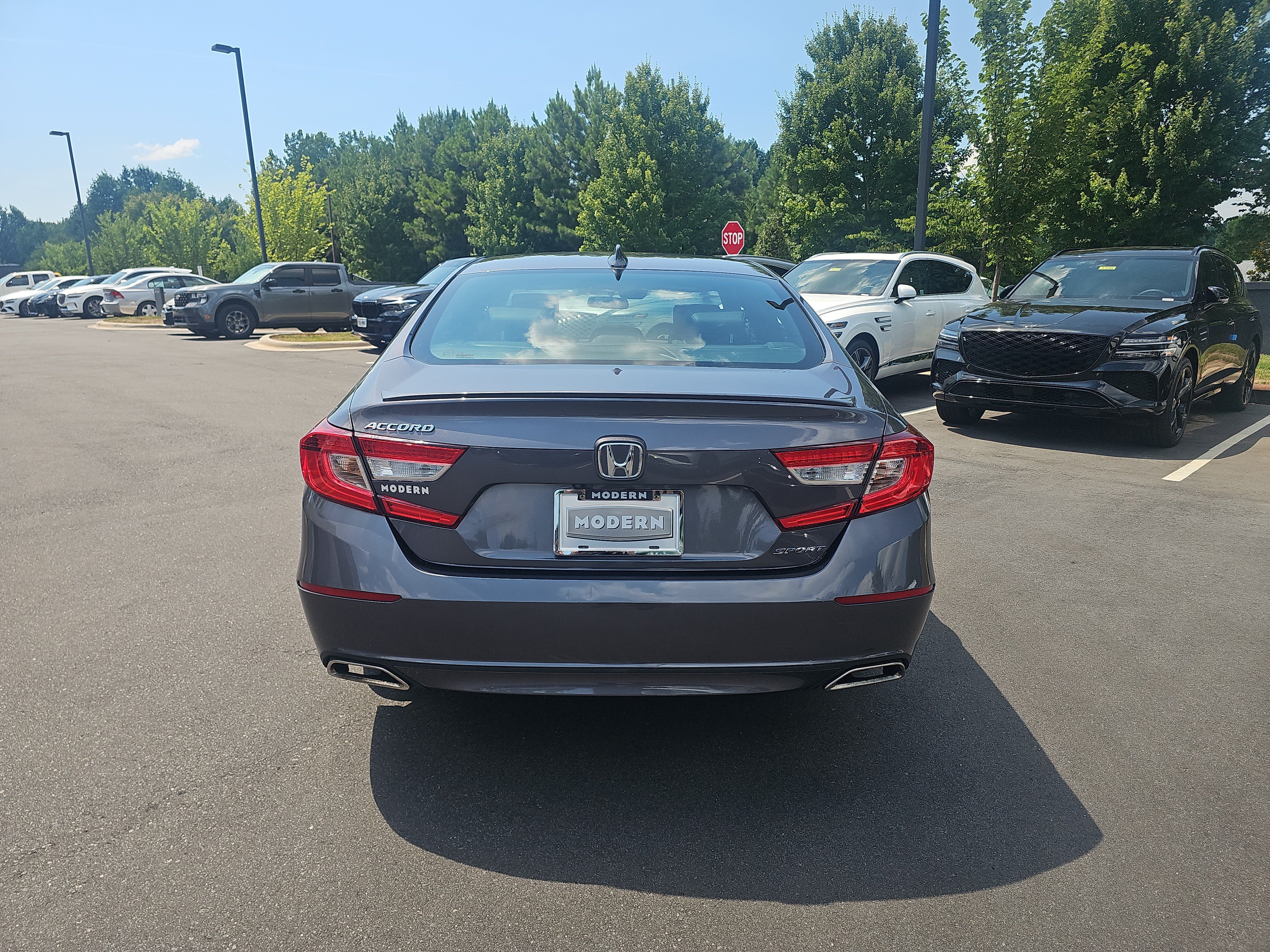 Used 2018 Modern Steel Metallic Honda Sport 1.5T image 8