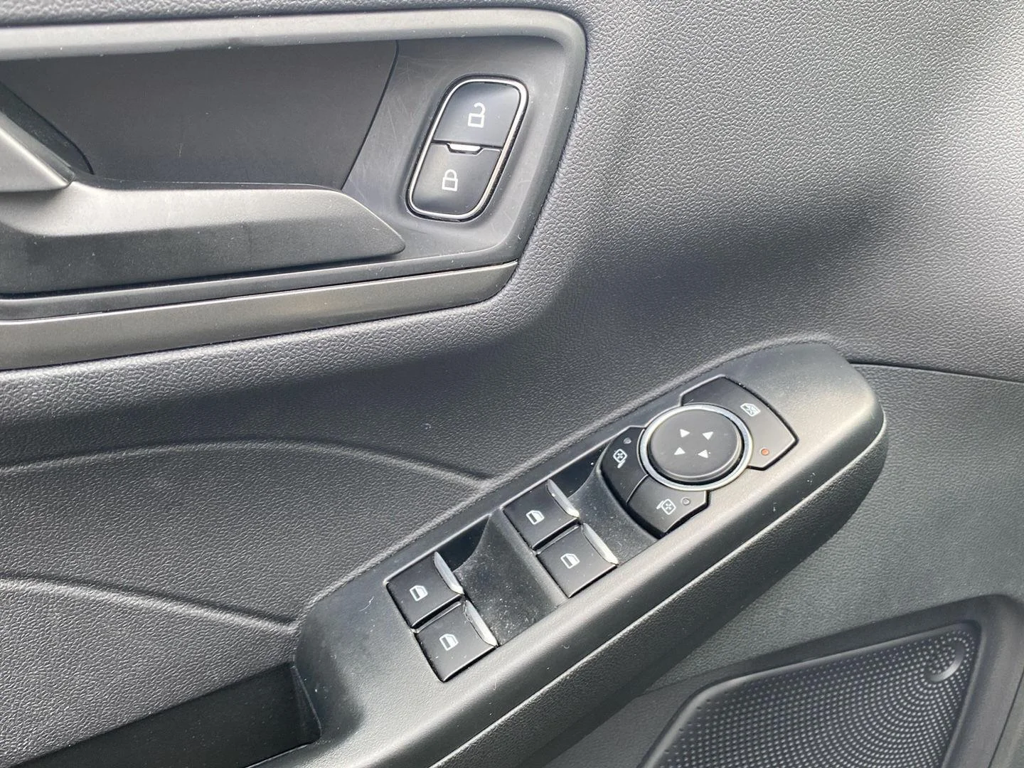 Used 2023 Carbonized Gray Ford Active image 15