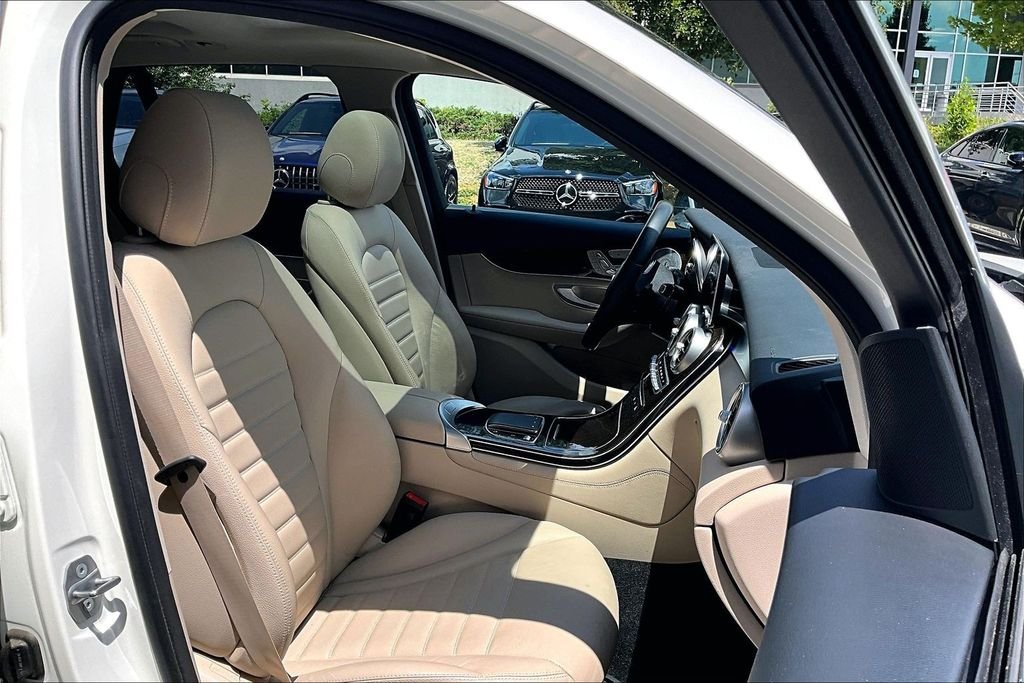 Certified Used 2021 White Mercedes-Benz GLC 300 image 7