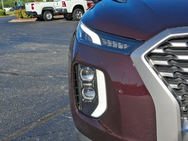 Used 2022 Red Hyundai SEL image 9