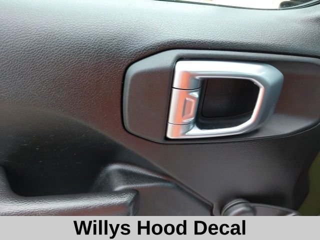 Used 2023 Green Jeep Willys image 15