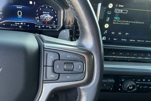 Used 2022 NORTHSKY BLUE METALLIC Chevrolet High Country image 18