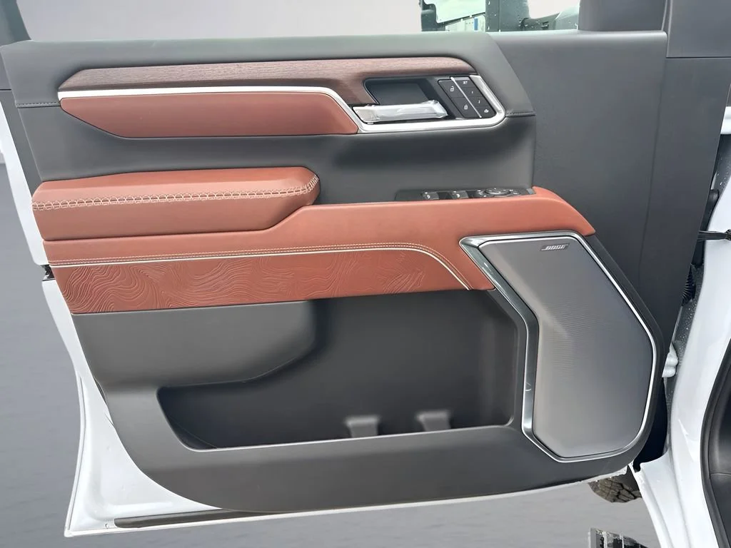 New 2026 Glacier White Tricoat GMC Denali Ultimate image 15