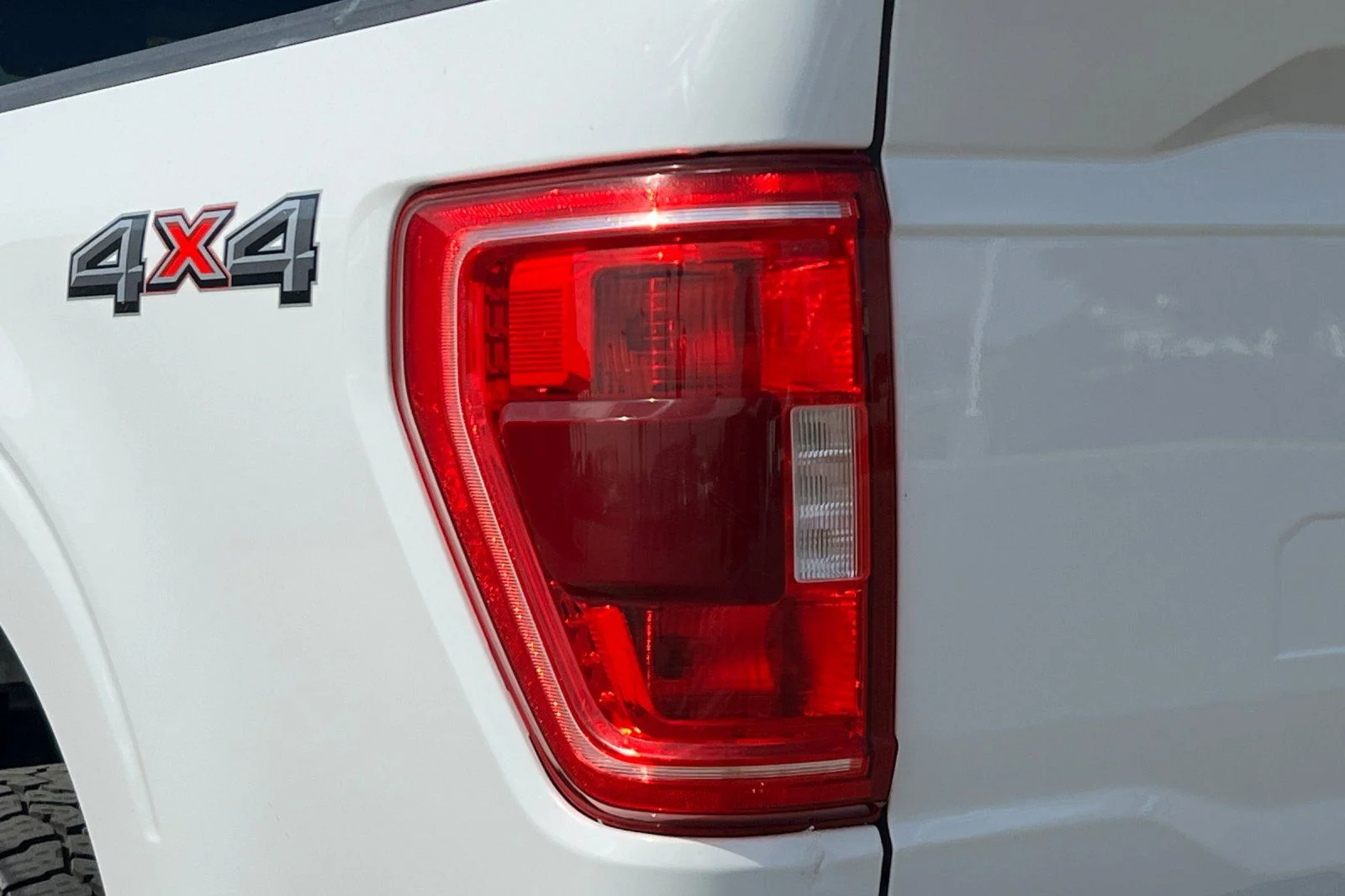 Used 2021 White Ford XLT image 26
