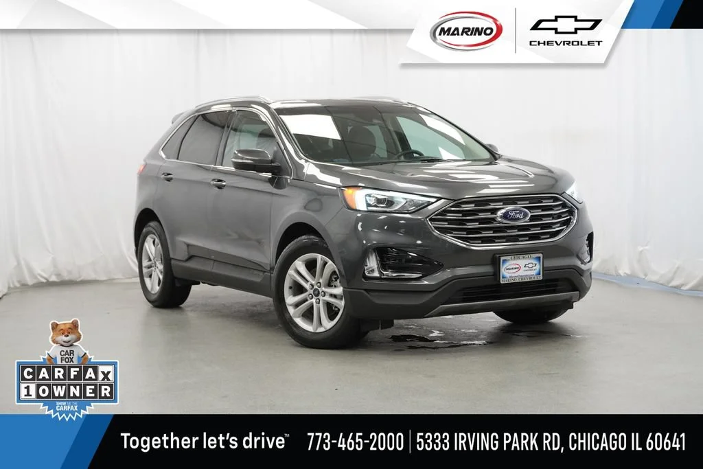Used 2019 Gray Ford SEL image 1