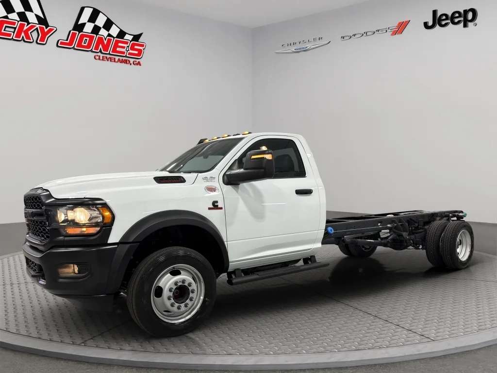 2024 RAM 5500 Tradesman 4X4 Reg Cab LWB DRW 205" WB's photo