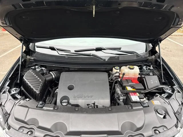 Used 2019 Graphite Metallic Chevrolet LT Leather image 29